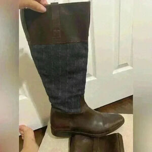 Santoni women’s leather boots size  37/ 6.5